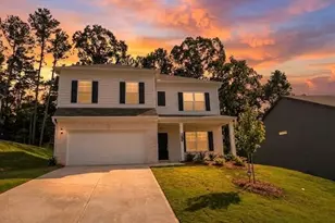 523 Grover St, Hoschton, GA 30548 - Photo 2