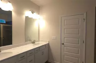 523 Grover St, Hoschton, GA 30548 - Photo 10