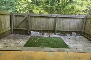 2207 Surrey Ct SE, Marietta, GA 30067 - Photo 16
