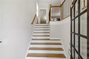1262 Brickton Dr NW, Atlanta, GA 30318 - Photo 4