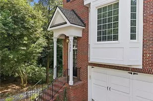1262 Brickton Dr NW, Atlanta, GA 30318 - Photo 2