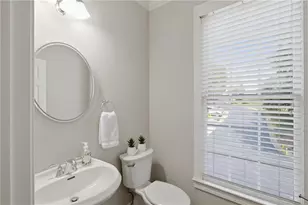 1262 Brickton Dr NW, Atlanta, GA 30318 - Photo 16