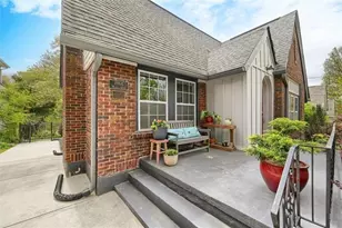 1968 Walker Ave, College Park, GA 30337 - Photo 4