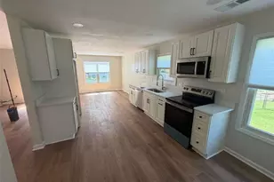 2694 Palm Creek Ct, Dacula, GA 30019 - Photo 2