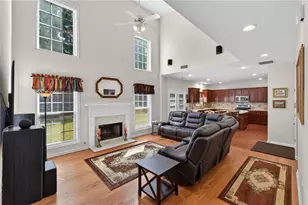 5903 Buckner Creek Dr, Mableton, GA 30126 - Photo 18