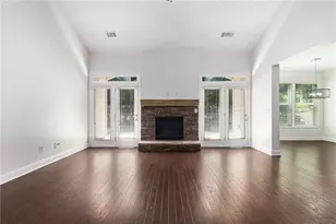 2200 Spring Sound Ln, Buford, GA 30519 - Photo 10