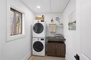 8975 Martin Rd, Roswell, GA 30076 - Photo 20