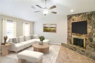 1050 Chapman Cir, Stone Mountain, GA 30088 - Photo 4