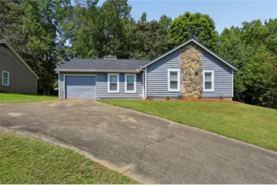 1050 Chapman Circle, Stone Mountain, GA 30088 - Photo 1