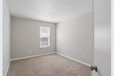 1050 Chapman Circle, Stone Mountain, GA 30088 - Photo 18