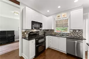 1475 Chadwick Ridge Ct, Lawrenceville, GA 30043 - Photo 12