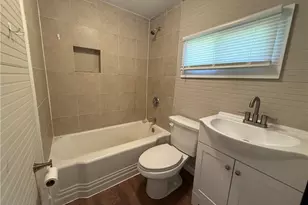 28 Quarry St, Gainesville, GA 30501 - Photo 4