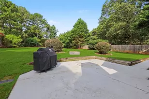 1407 Mill Glenn Ct, Lawrenceville, GA 30045 - Photo 4