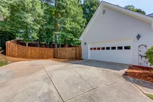 2037 Windfield Dr, Monroe, GA 30655 - Photo 4