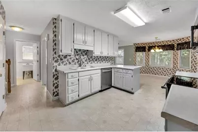 4860 Thornwood Drive, Covington, GA 30016 - Photo 14