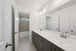 3135 Stonegate Dr SW, Atlanta, GA 30331 - Photo 10