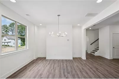 3135 Stonegate Drive SW, Atlanta, GA 30331 - Photo 4