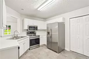 484 Legacy Park Dr, Powder Springs, GA 30127 - Photo 2