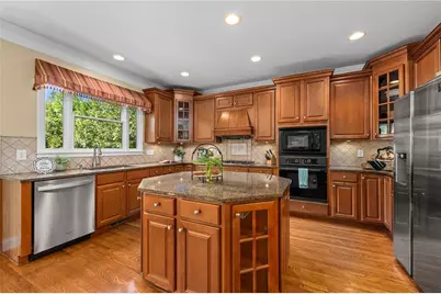 325 N Brooke Drive, Canton, GA 30115 - Photo 16