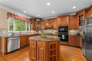325 N Brooke Dr, Canton, GA 30115 - Photo 16