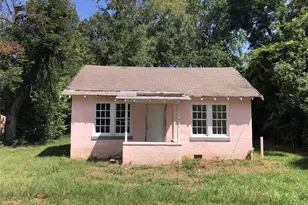 110 Newman Turner St, Sandersville, GA 31082 - Photo 1