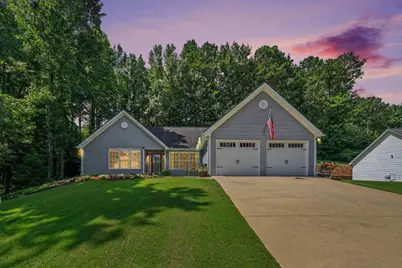 29 Oakridge Court, Douglasville, GA 30134 - Photo 2