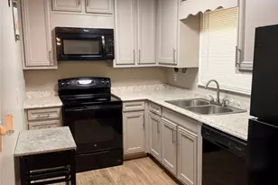 6299 Cathedral Ln, Stonecrest, GA 30038 - Photo 8
