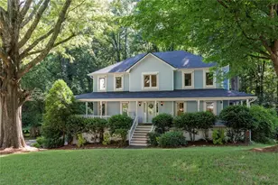 4257 Arbor Club Dr, Marietta, GA 30066 - Photo 2