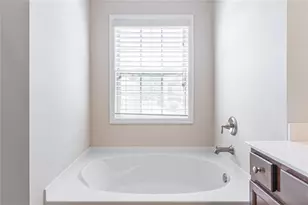 4769 Bogan Meadows Dr, Buford, GA 30519 - Photo 32