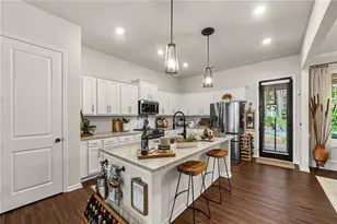 437 Bishop Ln, Woodstock, GA 30188 - Photo 10
