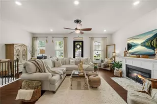 437 Bishop Ln, Woodstock, GA 30188 - Photo 4