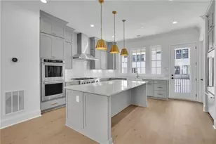 635 Mayfair Ct, Alpharetta, GA 30009 - Photo 8