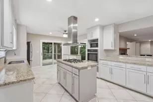 2724 Cravey Dr, Atlanta, GA 30345 - Photo 6