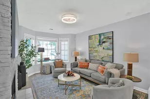 13372 Harpley Ct, Alpharetta, GA 30004 - Photo 2