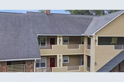 92 Gleneagle Court #302B, Clayton, GA 30525 - Photo 2