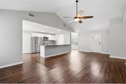 1105 Poplar Lane, Loganville, GA 30052 - Photo 10