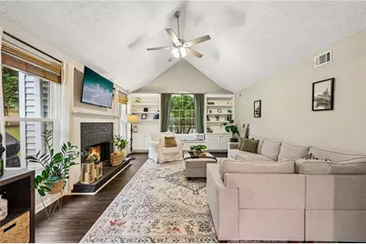 2362 Dover Lane, Snellville, GA 30078 - Photo 12