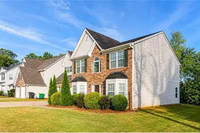 4033 Roxberry Hill Lane, Buford, GA 30518 - Photo 2