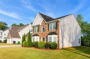 4033 Roxberry Hill Ln, Buford, GA 30518 - Photo 2