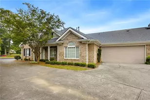 4704 Rose Arbor Dr NW, Acworth, GA 30101 - Photo 2