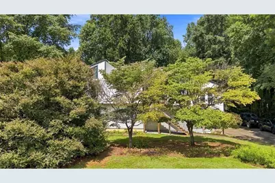 4831 Highpoint Drive NE, Marietta, GA 30066 - Photo 18