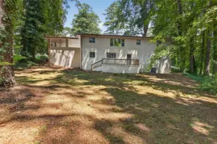 2418 Meadow Lark Dr, East Point, GA 30344 - Photo 6