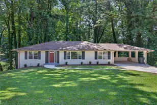 2418 Meadow Lark Dr, East Point, GA 30344 - Photo 2