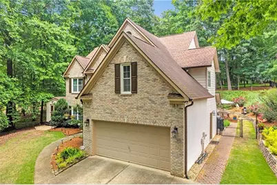 5724 Newberry Point Drive, Flowery Branch, GA 30542 - Photo 2