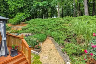 5724 Newberry Point Dr, Flowery Branch, GA 30542 - Photo 42