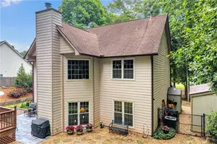 5724 Newberry Point Dr, Flowery Branch, GA 30542 - Photo 46
