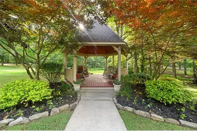 31 Fawn Lake Trail NE, White, GA 30184 - Photo 6