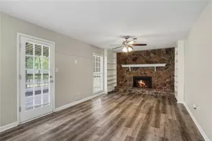 125 Beacon Dr, Fayetteville, GA 30215 - Photo 4