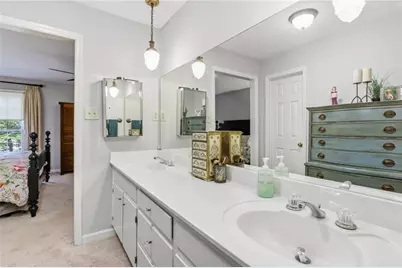 713 N Saint Marys Lane NW, Marietta, GA 30064 - Photo 22