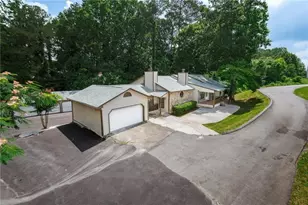 1929 Sharon Rd, Cumming, GA 30041 - Photo 8